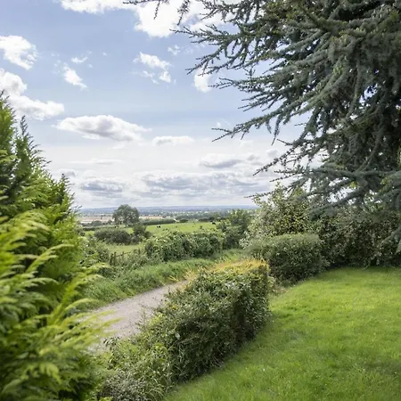 Church Farm 펜션 *