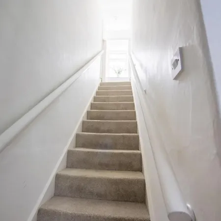 펜션 Church Farm *